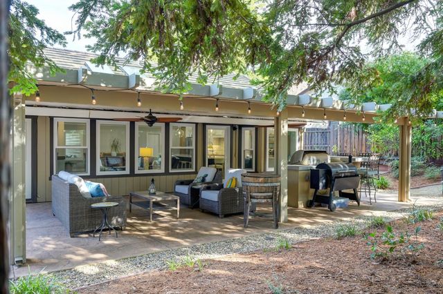 118 S Fork Way, Folsom, CA 95630