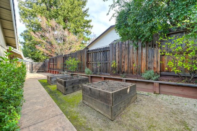 118 S Fork Way, Folsom, CA 95630