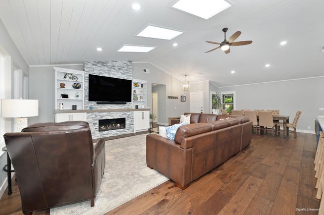 118 S Fork Way, Folsom, CA 95630