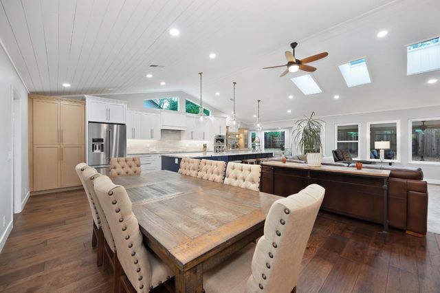 118 S Fork Way, Folsom, CA 95630