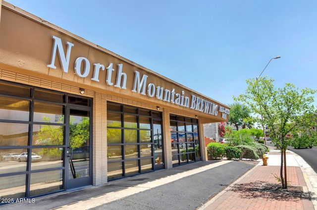 822 E CAROL Avenue, Phoenix, AZ 85020