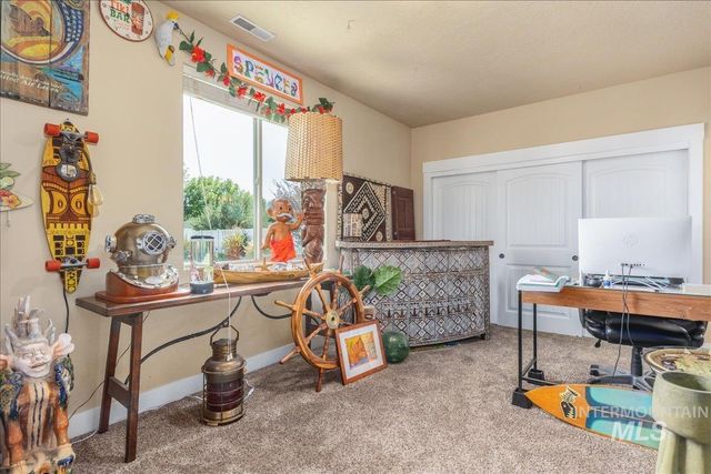 12621 S Carriage Hill Way, Nampa, ID 83686