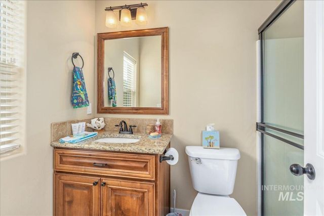 12621 S Carriage Hill Way, Nampa, ID 83686