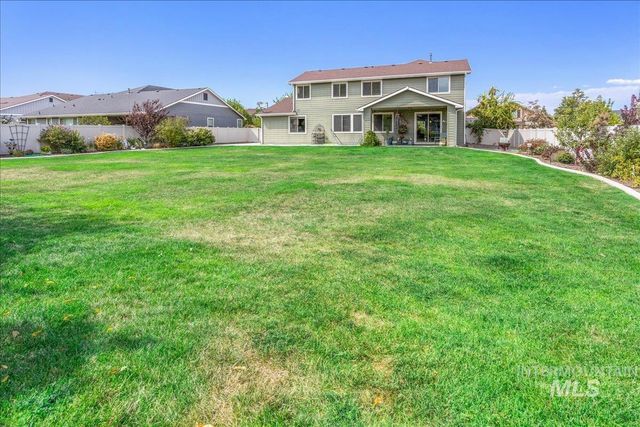 12621 S Carriage Hill Way, Nampa, ID 83686