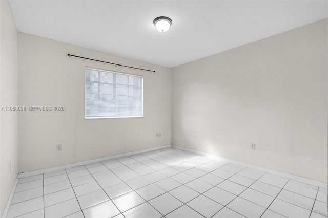 10285 NW 80th Ct 207, Hialeah Gardens, FL 33016