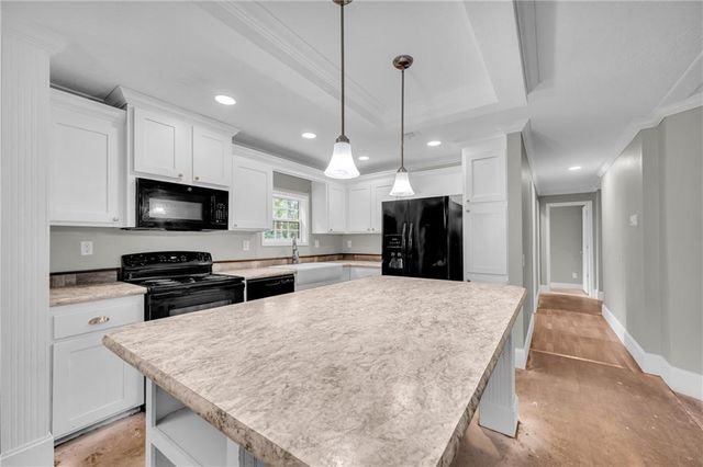 81 Jarrett Lane, Gillsville, GA 30543