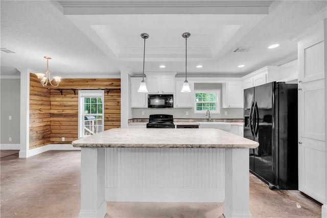 81 Jarrett Lane, Gillsville, GA 30543