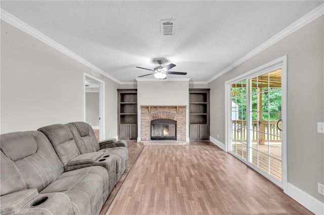 81 Jarrett Lane, Gillsville, GA 30543