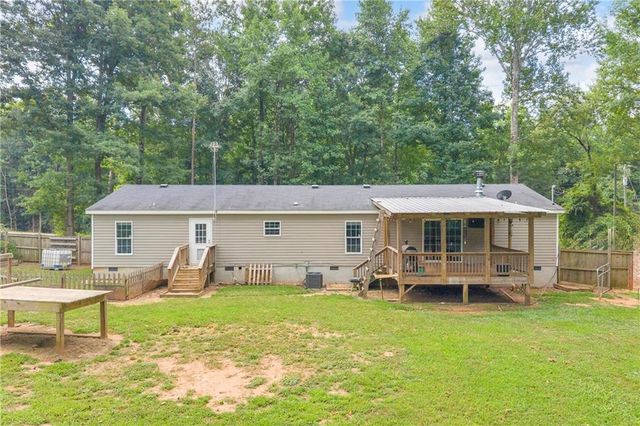 81 Jarrett Lane, Gillsville, GA 30543