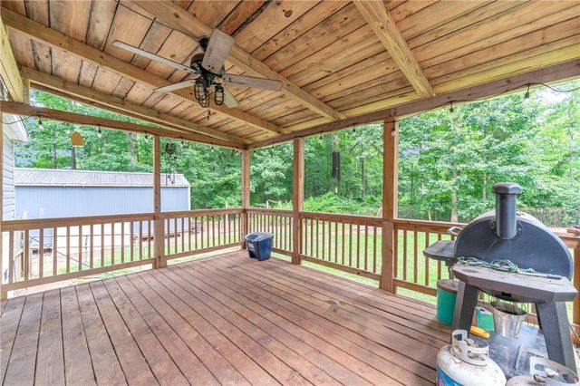 81 Jarrett Lane, Gillsville, GA 30543