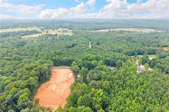 81 Jarrett Lane, Gillsville, GA 30543
