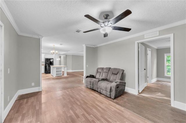 81 Jarrett Lane, Gillsville, GA 30543