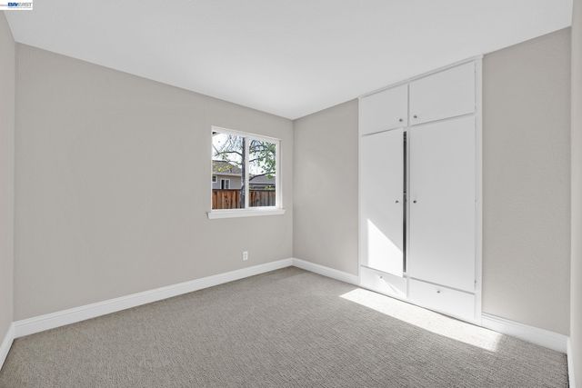 4061 Holland Dr, Pleasanton, CA 94588