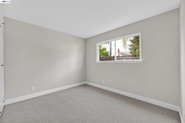 4061 Holland Dr, Pleasanton, CA 94588