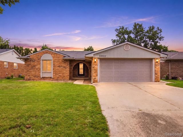 46462 Peach Grove Avenue, Macomb, MI 48044