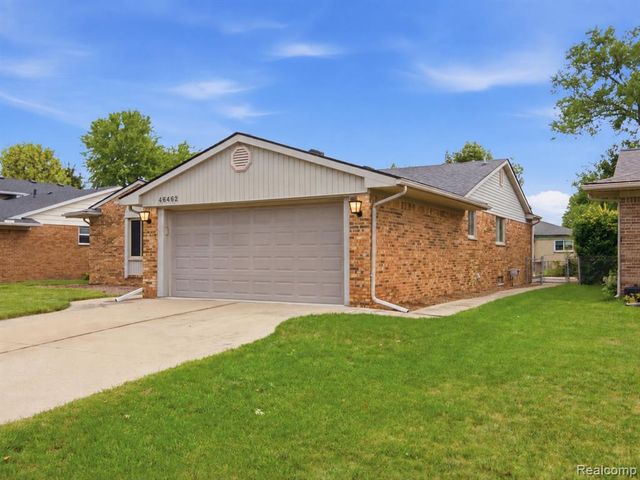 46462 Peach Grove Avenue, Macomb, MI 48044