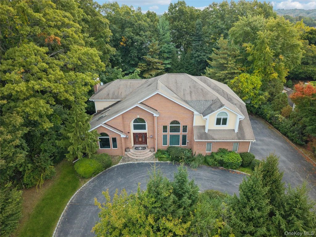 6 Chauncey Place, Woodbury, NY 11797 — photo 2