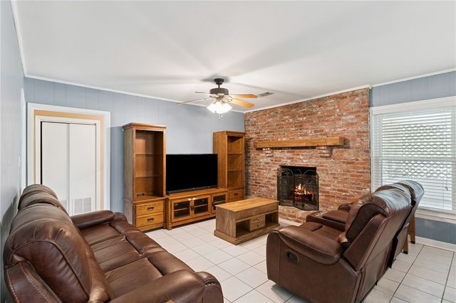 1446 Blythe Island Drive, Brunswick, GA 31523