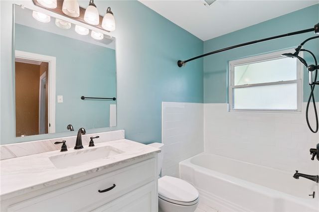 1446 Blythe Island Drive, Brunswick, GA 31523