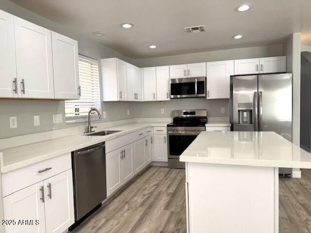 5643 W SOUTHGATE Avenue, Phoenix, AZ 85043