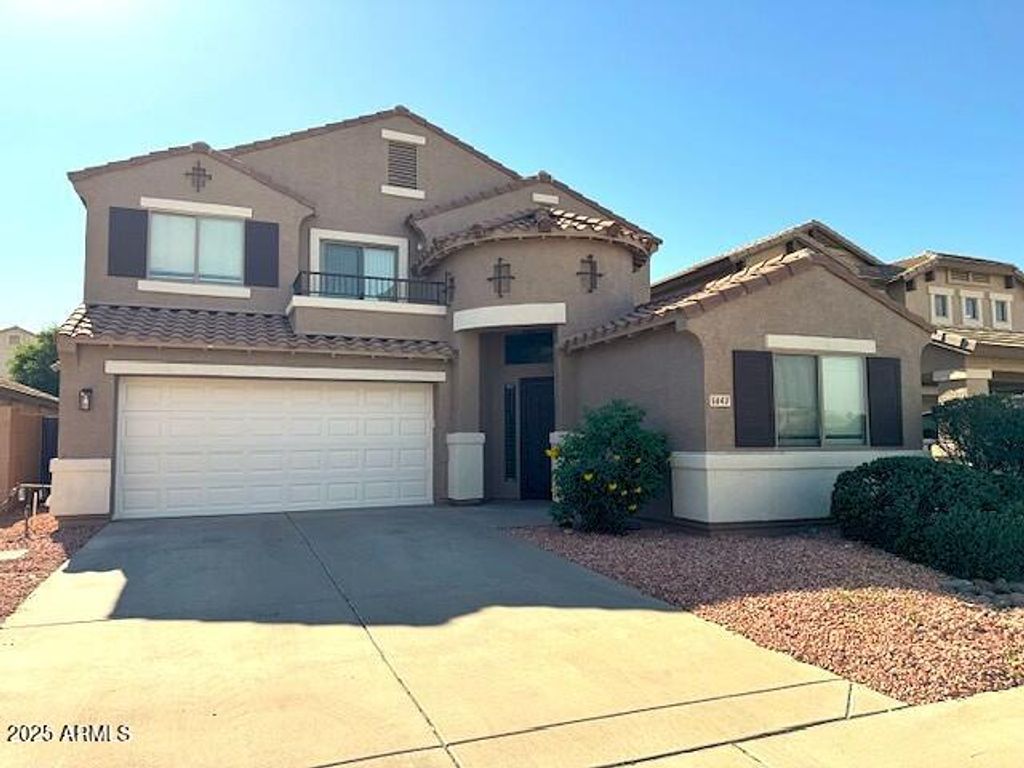 5643 W SOUTHGATE Avenue, Phoenix, AZ 85043