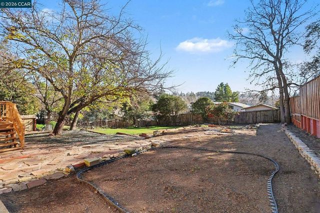 2900 Leslie Ave, Martinez, CA 94553