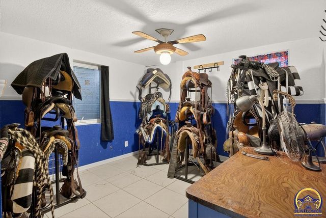 4945 NW Rochester RD, Topeka, KS 66617