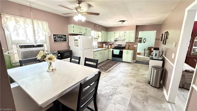 110 Sarah Street, Mount Airy, NC 27030