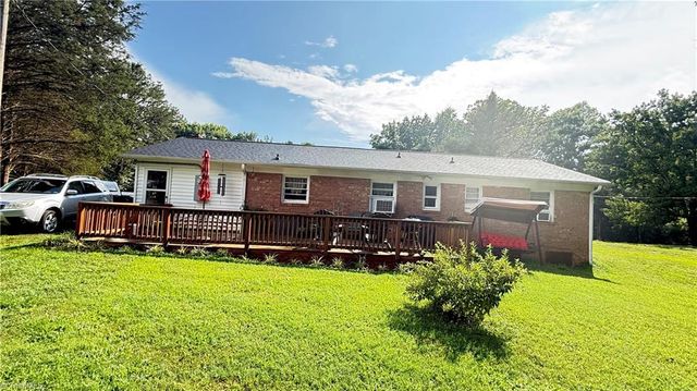110 Sarah Street, Mount Airy, NC 27030