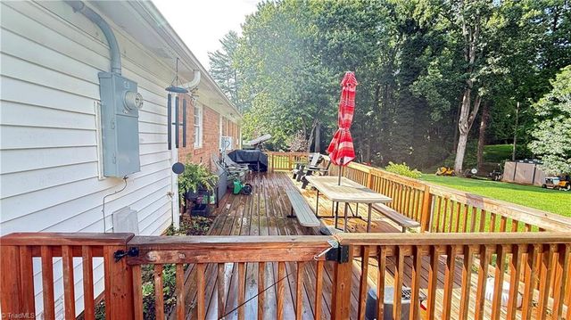 110 Sarah Street, Mount Airy, NC 27030