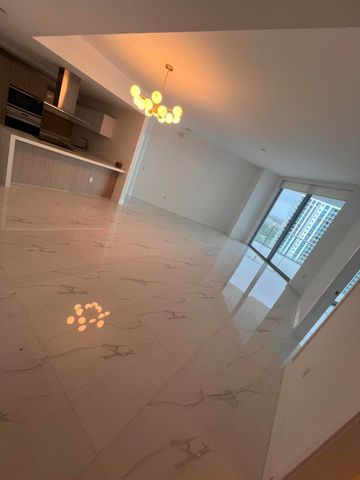 17111 BISCAYNE Boulevard 1903, North Miami Beach, FL 33160