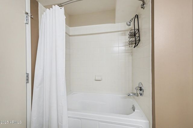 4808 N 24TH Street 824, Phoenix, AZ 85016