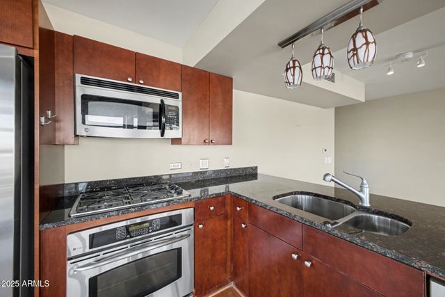 4808 N 24TH Street 824, Phoenix, AZ 85016