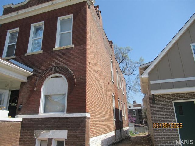 4118 Nebraska Avenue, St Louis, MO 63118