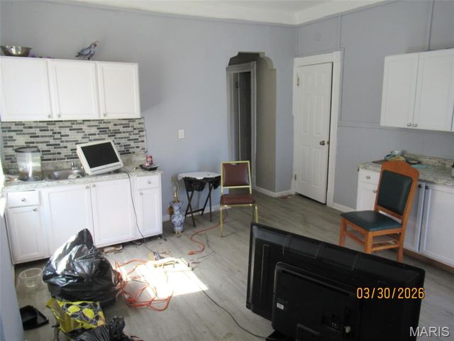 4118 Nebraska Avenue, St Louis, MO 63118