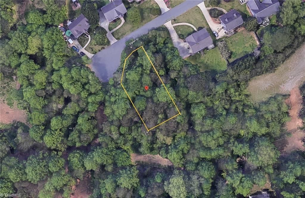 3624 Signet Drive, Winston-salem, NC 27101