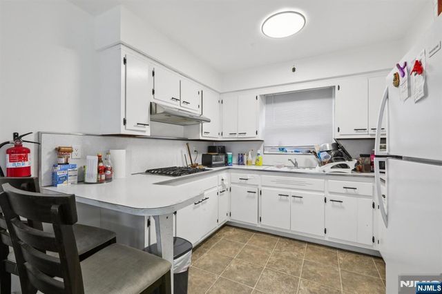 89 Anderson Avenue, Wallington, NJ 07057