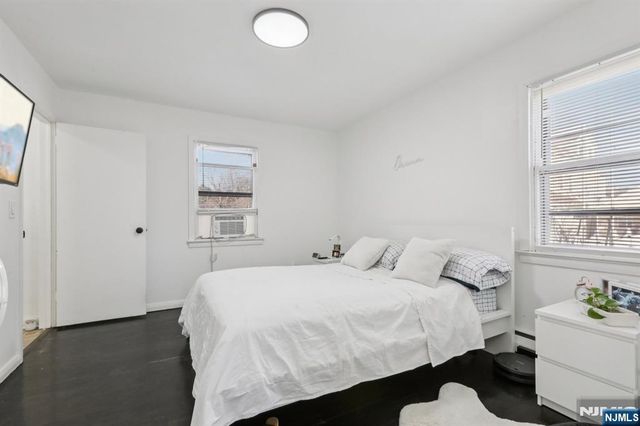 89 Anderson Avenue, Wallington, NJ 07057