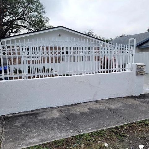 2126 NW 47th Ter, Miami, FL 33142