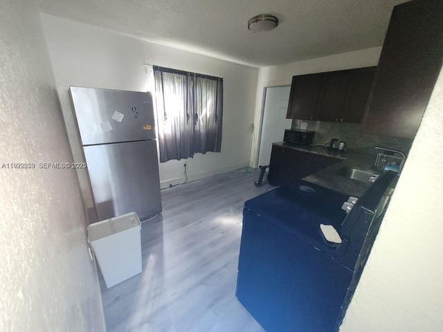 2126 NW 47th Ter, Miami, FL 33142