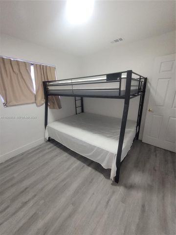 2126 NW 47th Ter, Miami, FL 33142