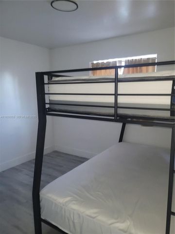 2126 NW 47th Ter, Miami, FL 33142