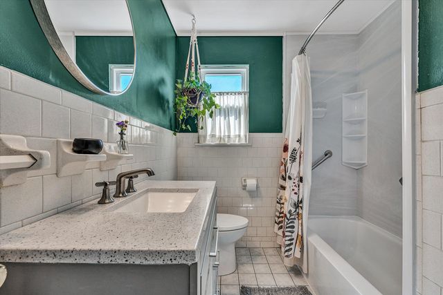 3076 Pebble DR, Roanoke, VA 24014