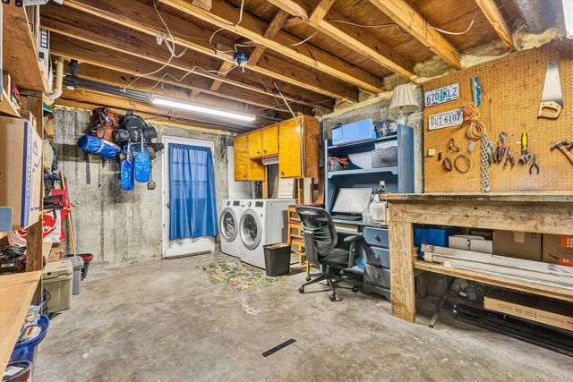 3076 Pebble DR, Roanoke, VA 24014