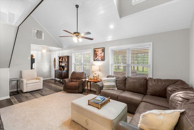 3703 NW County Road 0016, Corsicana, TX 75110