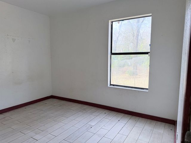 14946 CR 220, Tyler, TX 75707