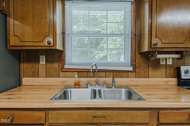 1302 Blacksmith Road, Efland, NC 27243