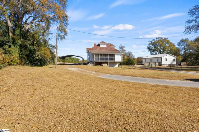 5994 N Old Laurens Road, Gray Court, SC 29645