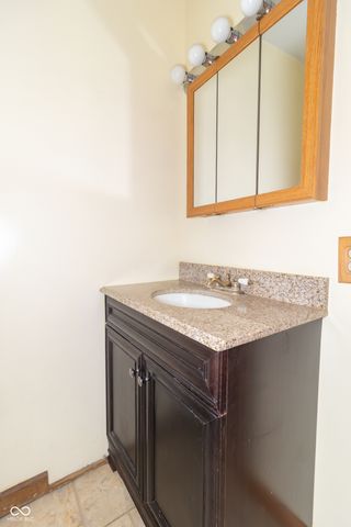 621 Apple Street, Greenfield, IN 46140