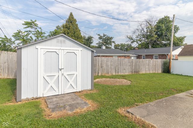 621 Apple Street, Greenfield, IN 46140